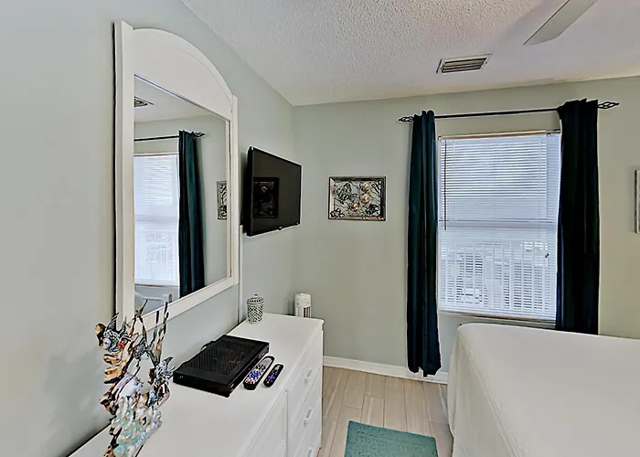 Grand 215 Apartment *
