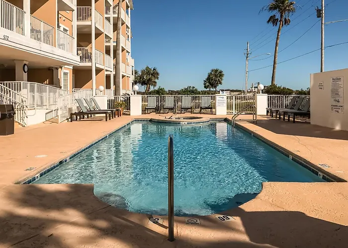 Grand 215 Apartment *