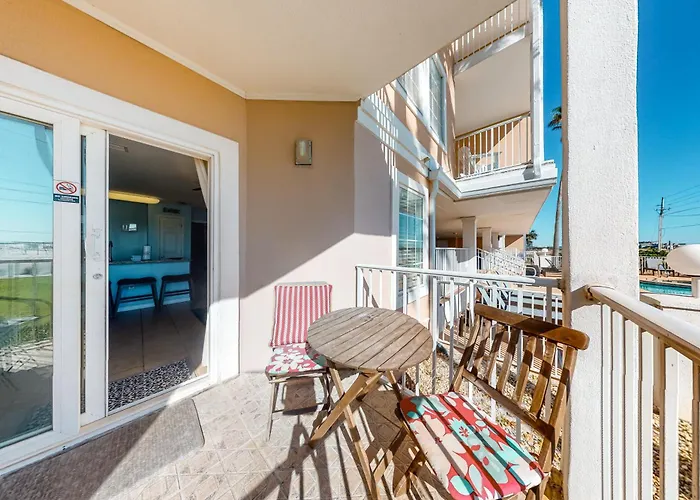 Apartment Grand 215 *